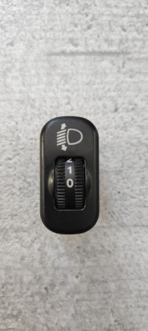 Кнопка коректора фар A0005444831 MERCEDES