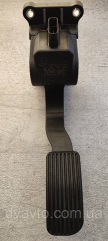 Підаль газу A9063000404 MERCEDES
