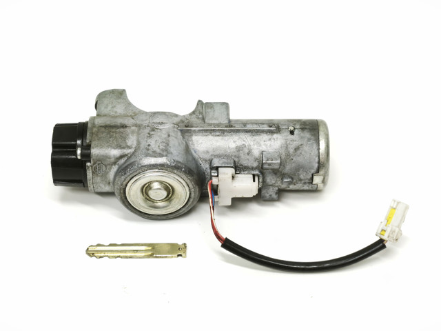 Замок запалювання D8700JD000 NISSAN