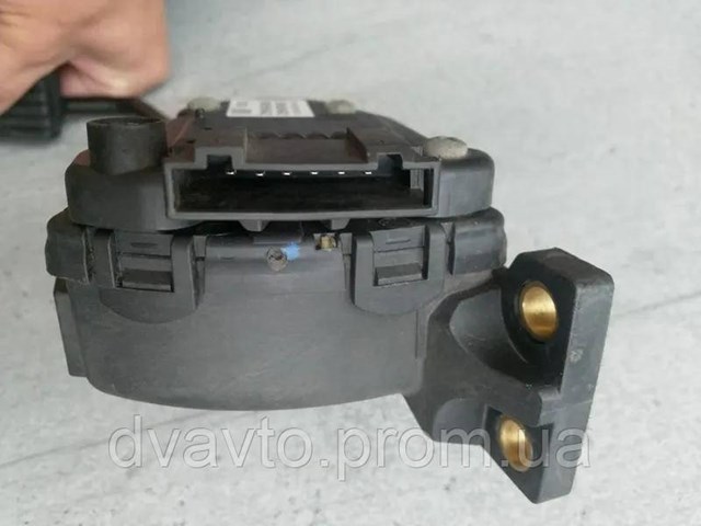 Педаль акселератора M865642 MITSUBISHI