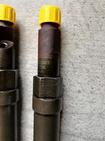 Форсунка дизельна в зборі, розпилювач + тримач TJBB02601D FORD
