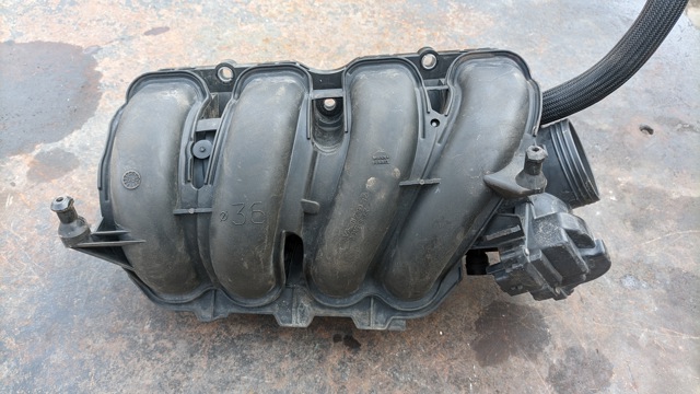 Колектор впускний 0361Q9 PEUGEOT