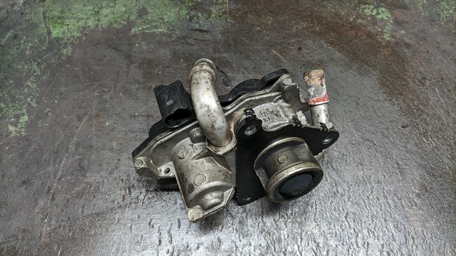 Клапан EGR рециркуляції газів 04L131501N VAG