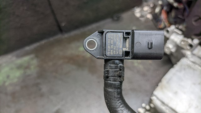 Датчик абсолютного тиску 04L906051B VAG