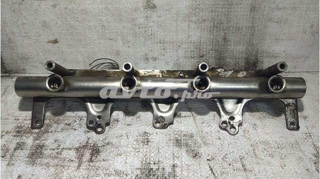 Паливна рампа 06F133317G VAG
