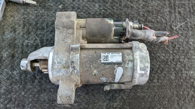 Стартер 06H911024B VAG