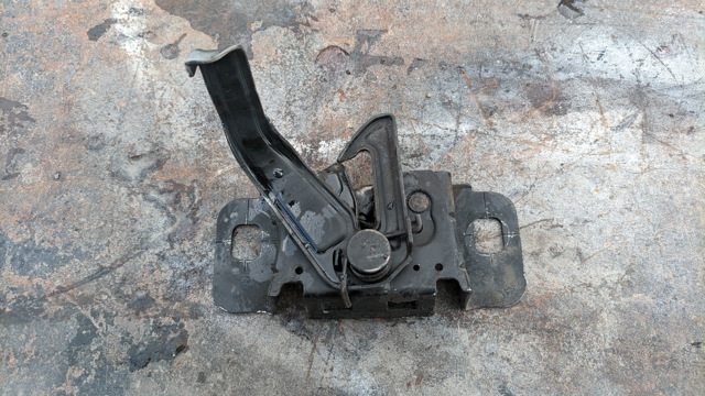 Замок кришки капота 1178021 OPEL