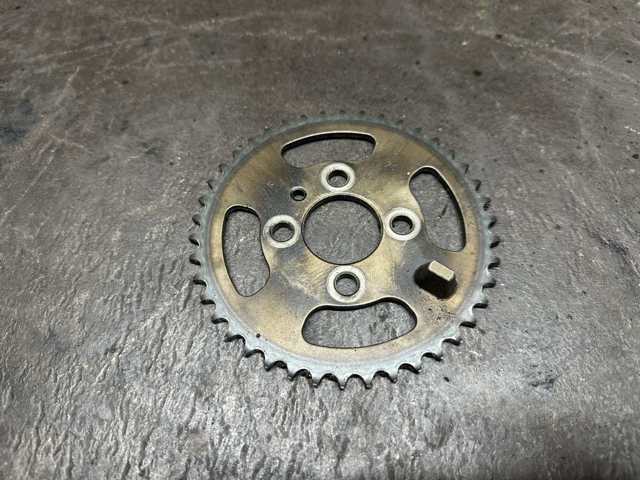 Зірка-шестерня розподільного валу двигуна,випускного 135230R011 TOYOTA
