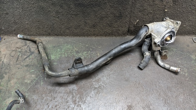 Шланг (патрубок) термостата 162780R010 TOYOTA