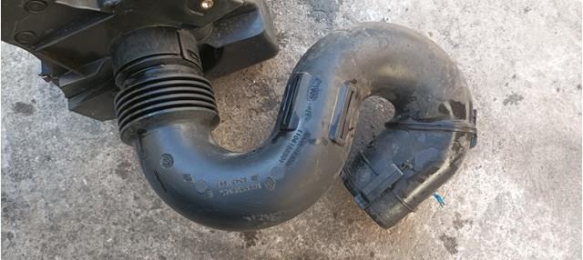 Патрубок повітряний, вхід повітряного фільтра 165555514R RENAULT