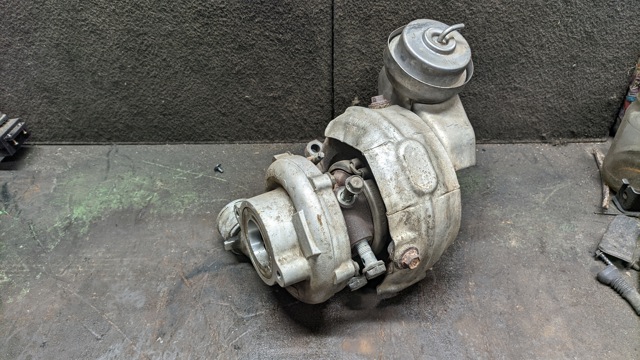 Турбокомпресор 1720126030 TOYOTA