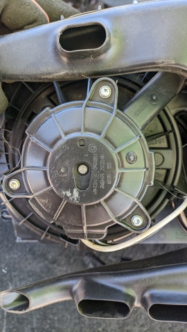 Моторчик пічки 1845105 OPEL