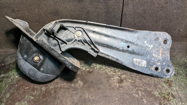 Тяга поздовжня задньої підвіски, ліва 1K0505225H VAG