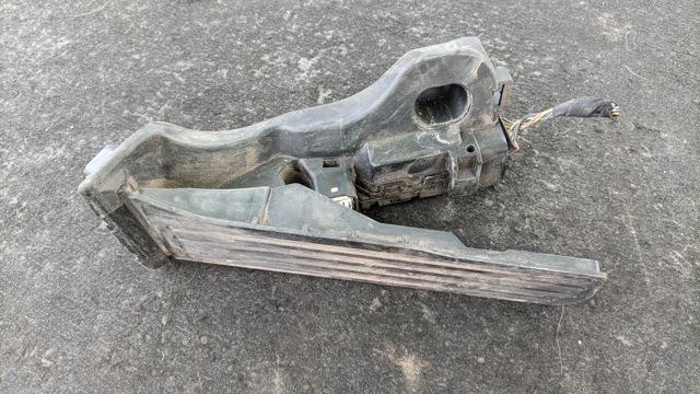 Педаль акселератора 1K1723503AR VAG
