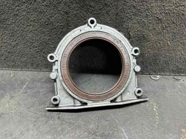 Обойма сальника колінвалу, заднього 214404A000 HYUNDAI