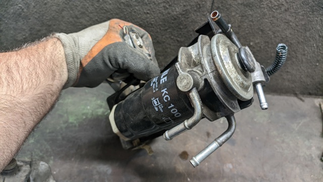 Паливний насос ручної підкачки 2338026110 TOYOTA