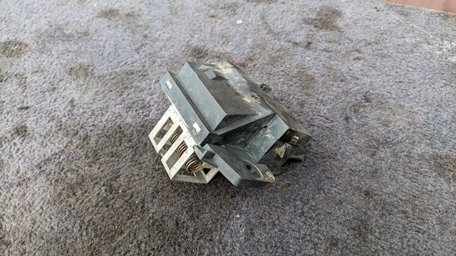 Регулятор оборотів вентилятора 255509263R RENAULT
