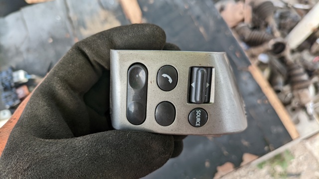 Блок кнопкових перемикачів рульового колеса 25550EM01D NISSAN