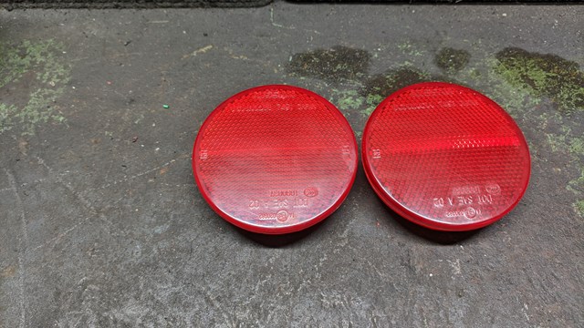 Катафот (відбивач) заднього бампера 26560EQ00A NISSAN