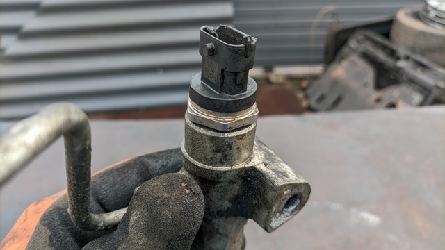 Датчик тиску палива 314014A400 HYUNDAI