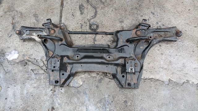 Підрамник передній 3502CS PEUGEOT