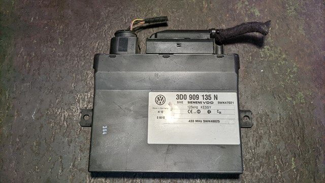 Блок управління центральним замком 3D0909135N VAG