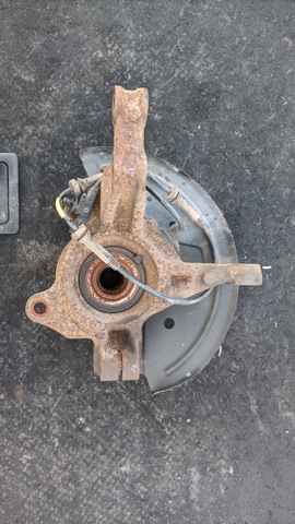 Цапфа поворотного кулака 400143629R RENAULT