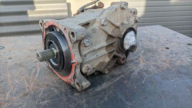 Задній редуктор 4111052010 TOYOTA