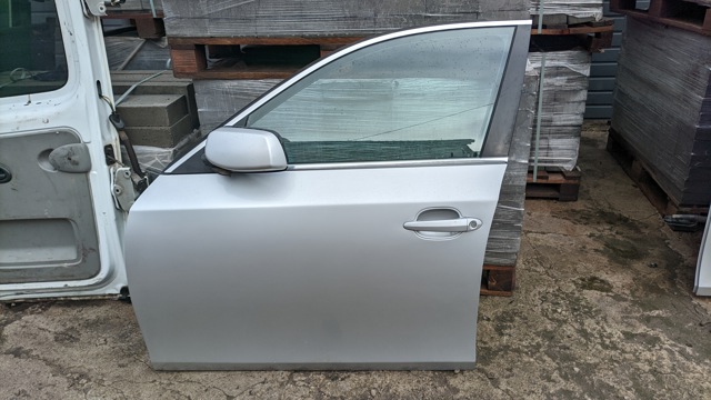 Дверь передня ліва 41515A2A3A5 BMW