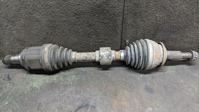 Піввісь передня ліва 4342042200 TOYOTA
