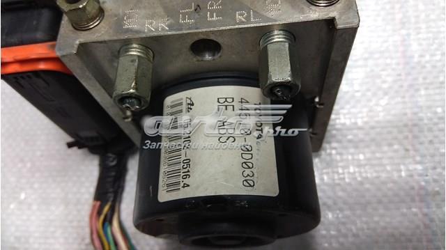 Блок АБС гідравлічний 445100D030 TOYOTA