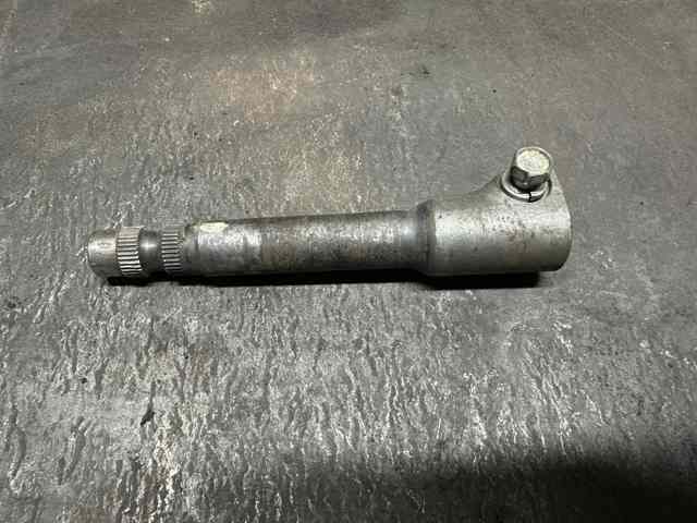 Вал рульової колонки, нижній 4522142070 TOYOTA