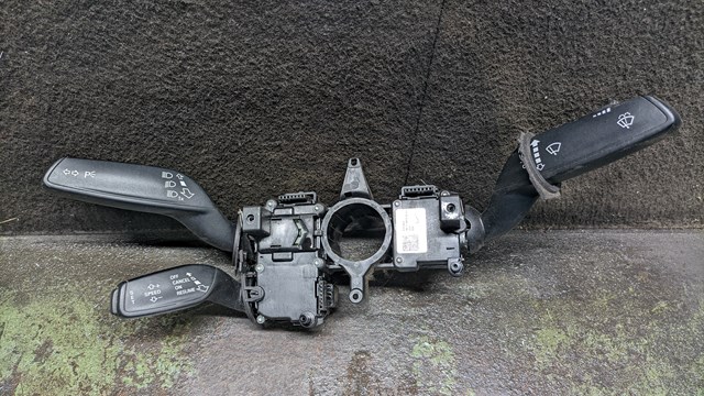 Перемикач підрульовий 4G0953502A VAG