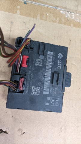 Блок комфорту задніх дверей 4G8959795J VAG