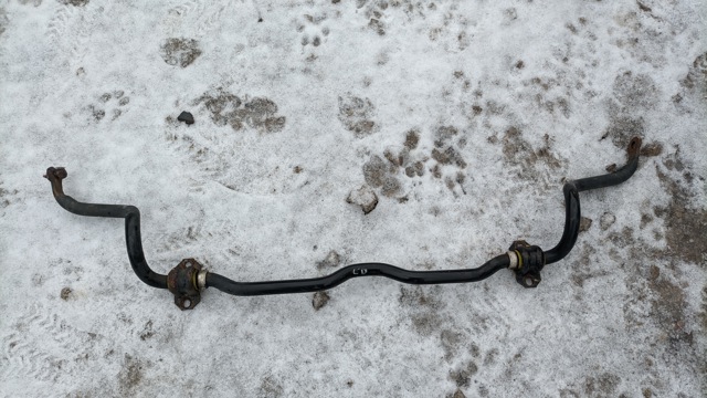 Стабілізатор передній Хендай Ай 30