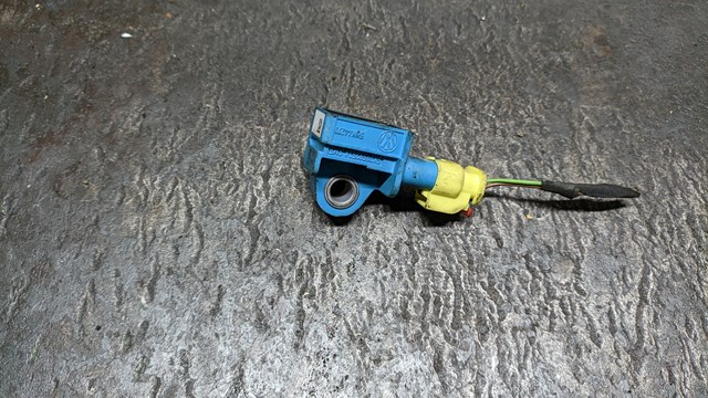 Датчик Айрбег передній 5K0959351A VAG