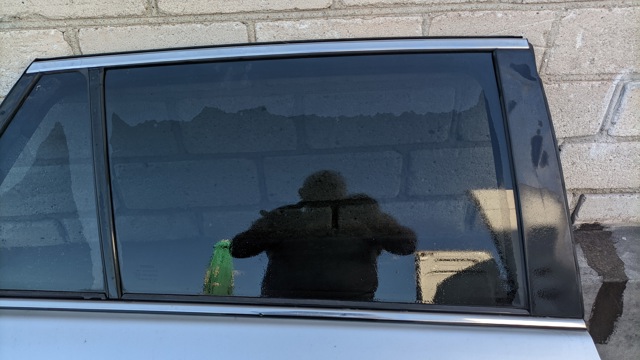 Вікно задніх дверей 6810305160 TOYOTA