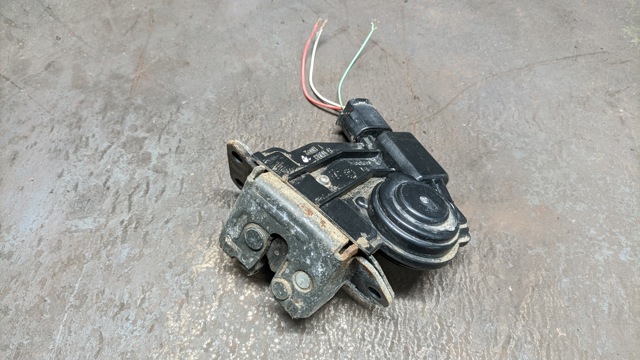 Замок задніх дверей 6935005060 TOYOTA