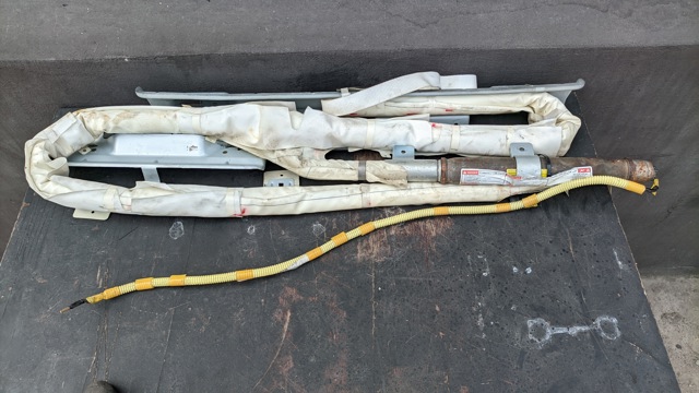 Подушка безпеки, збоку права айрбег 7030A040 MITSUBISHI