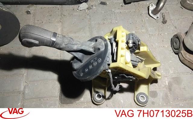 Механізм перемикання передач 7H0713025B VAG
