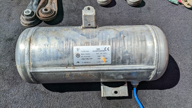 Ресивер пневматичної системи 7L0616202A VAG