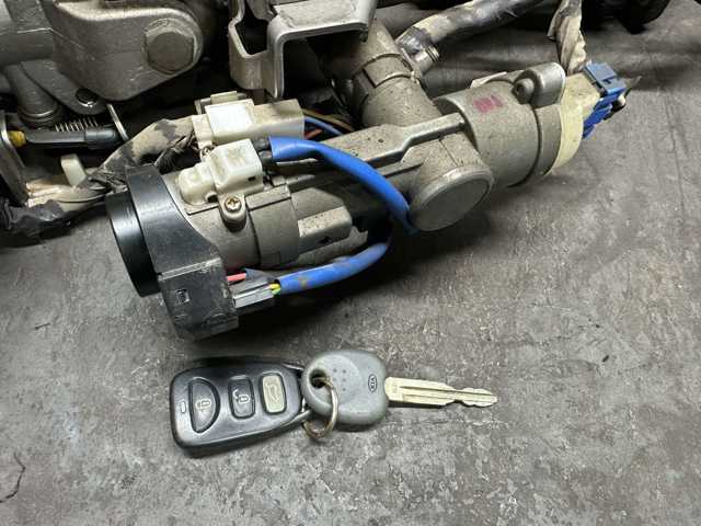 Замок запалювання 819003ED00 HYUNDAI