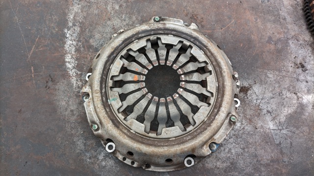 Пелюстковий кошик зчеплення 8200446121 RENAULT