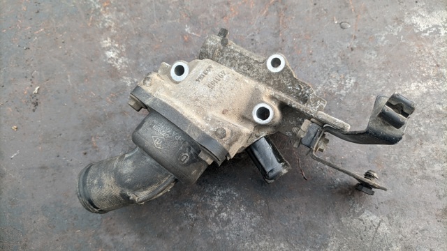 Корпус термостата 8200493154 RENAULT
