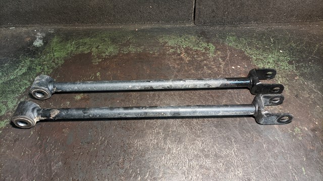 Розтяжка задньої підвіски 8200839119 RENAULT
