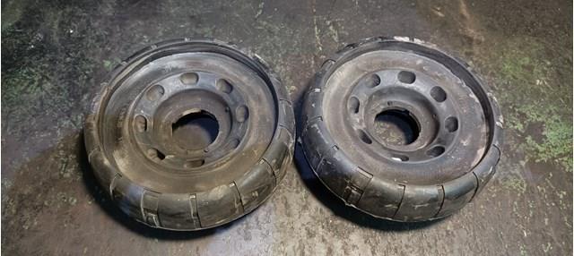 Кріплення переднього амортизатора 8200904007 RENAULT