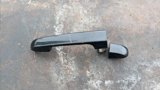 Ручка правих передніх дверей 826511H010 HYUNDAI