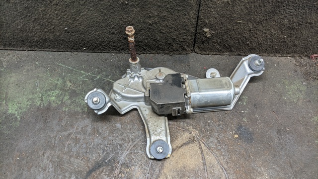 Моторчик заднього двірника 8513042060 TOYOTA