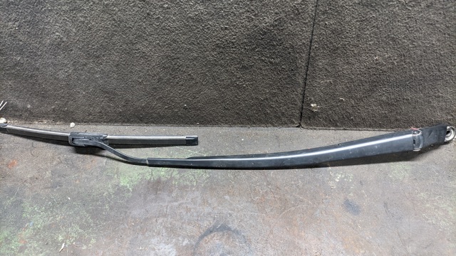 Важіль склоочисника 8521142130 TOYOTA