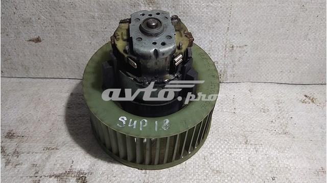 Двигун вентилятора пічки (обігрівача салону) 8D1820021B VAG